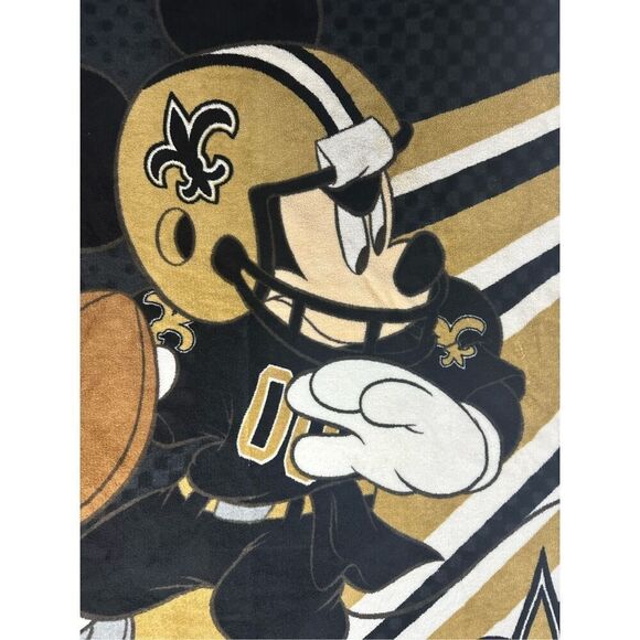 New Orleans Saints Fleece Throw Blanket 48"x60 Mickey Mouse NFL See Description - Picture 5 of 14